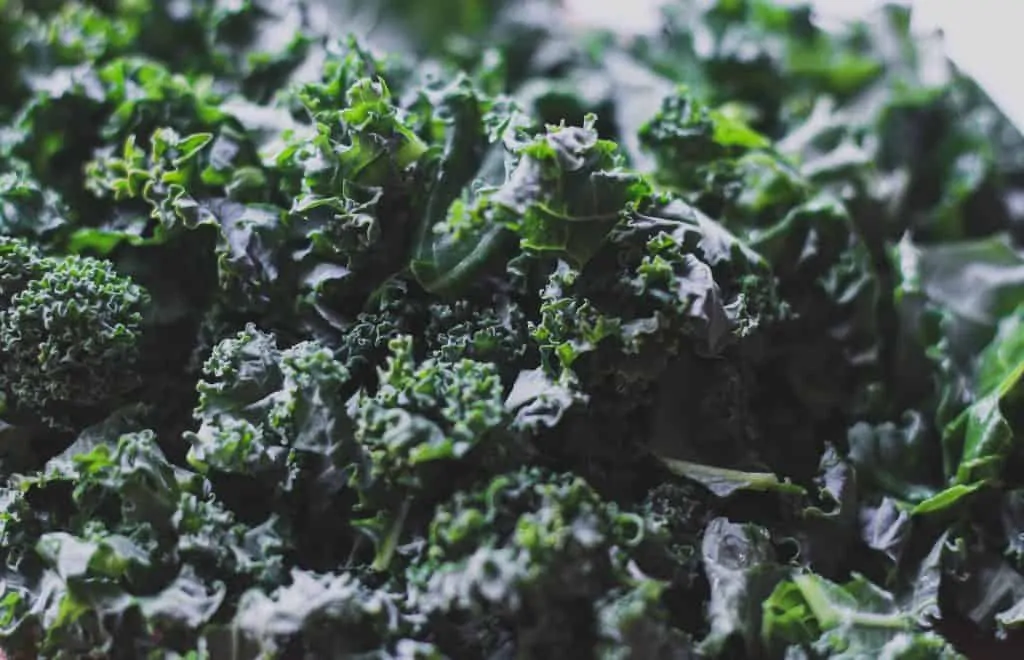 kale for Tuscan-style beef and vegetable soup