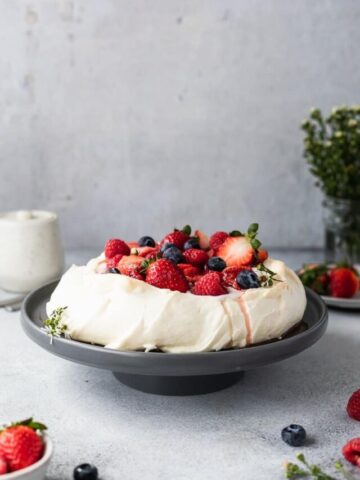 cropped-keto-pavlova-2-2.jpg